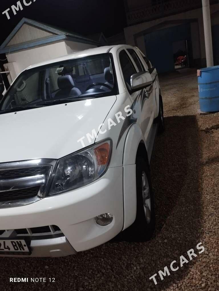 Toyota Hilux 2007 - 230 000 TMT - Esenguly - img 6
