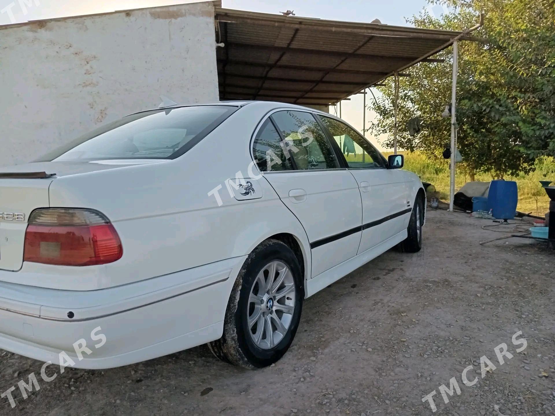 BMW 528 1997 - 100 000 TMT - Бахарден - img 4