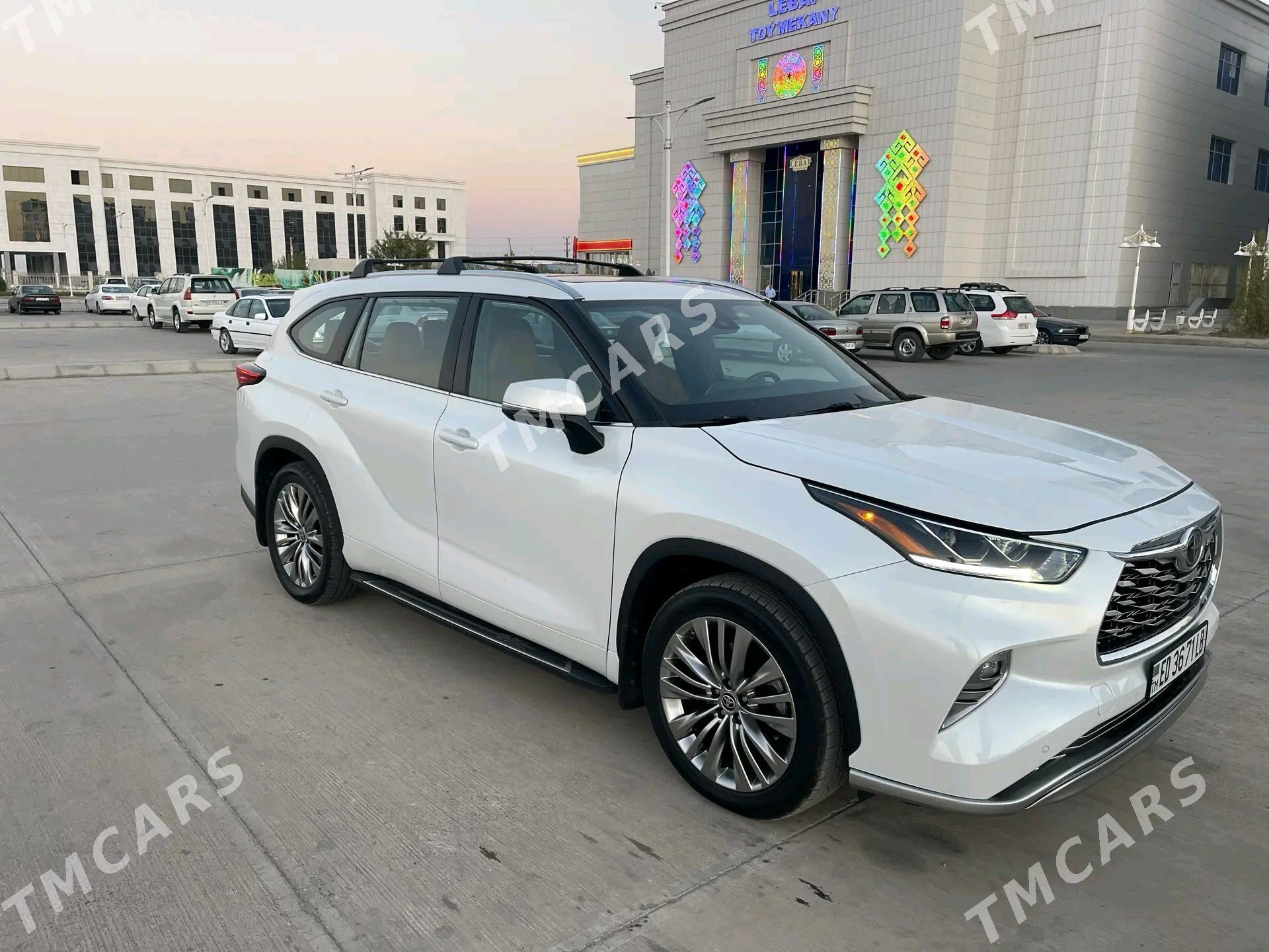 Toyota Highlander 2022 - 900 000 TMT - Türkmenabat - img 8