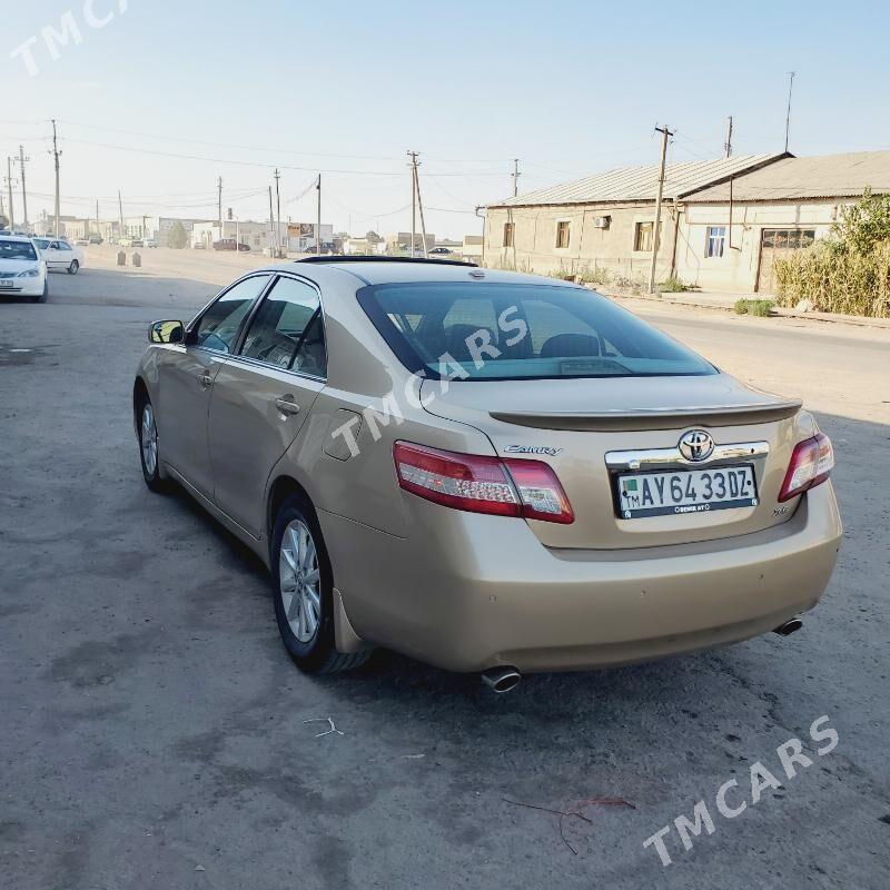 Toyota Camry 2011 - 250 000 TMT - Gubadag - img 8