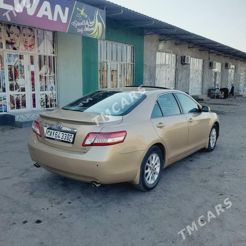 Toyota Camry 2011 - 250 000 TMT - Gubadag - img 2
