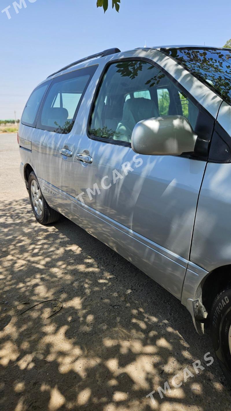Toyota Sienna 2002 - 180 000 TMT - Büzmeýin GRES - img 9