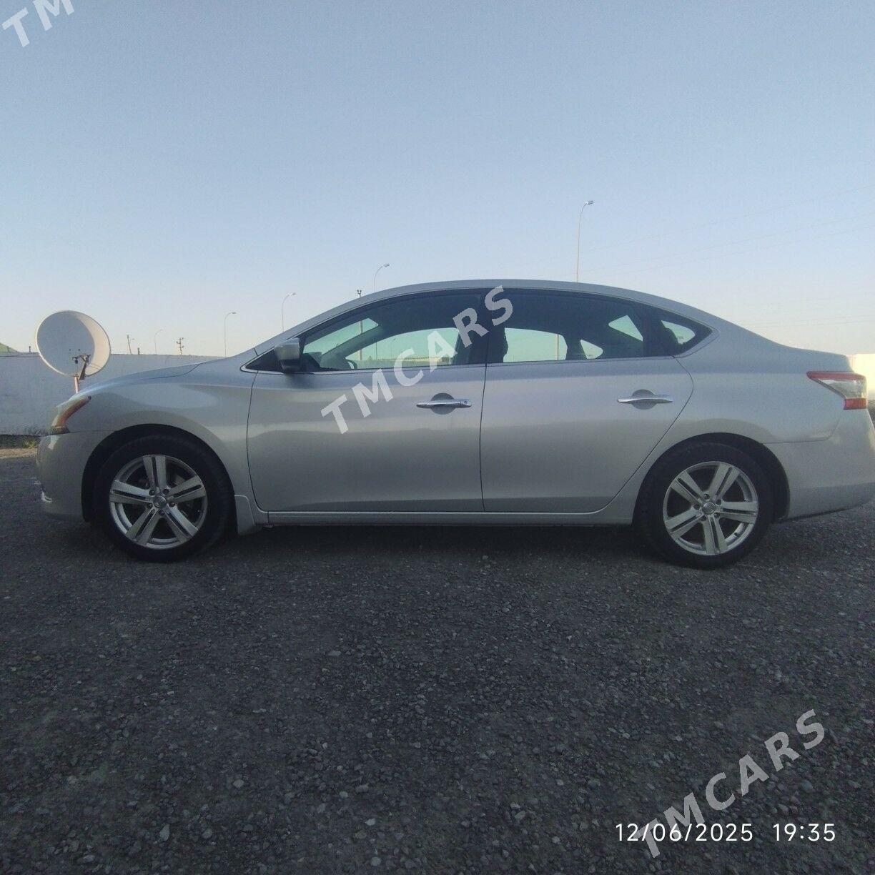 Nissan Sentra 2014 - 105 000 TMT - Бахарден - img 9