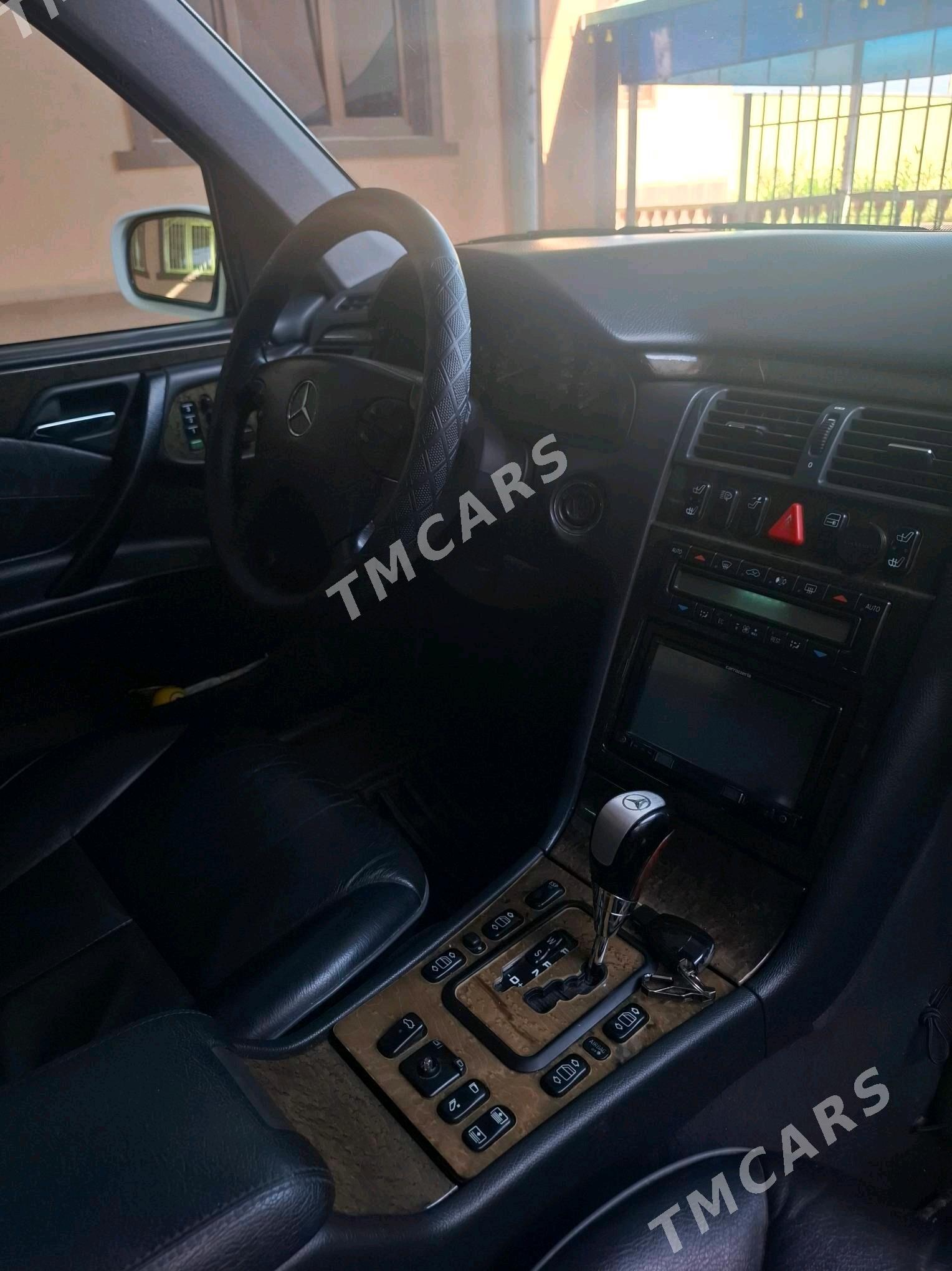 Mercedes-Benz E430 2001 - 170 000 TMT - Ак-Бугдайский этрап - img 7