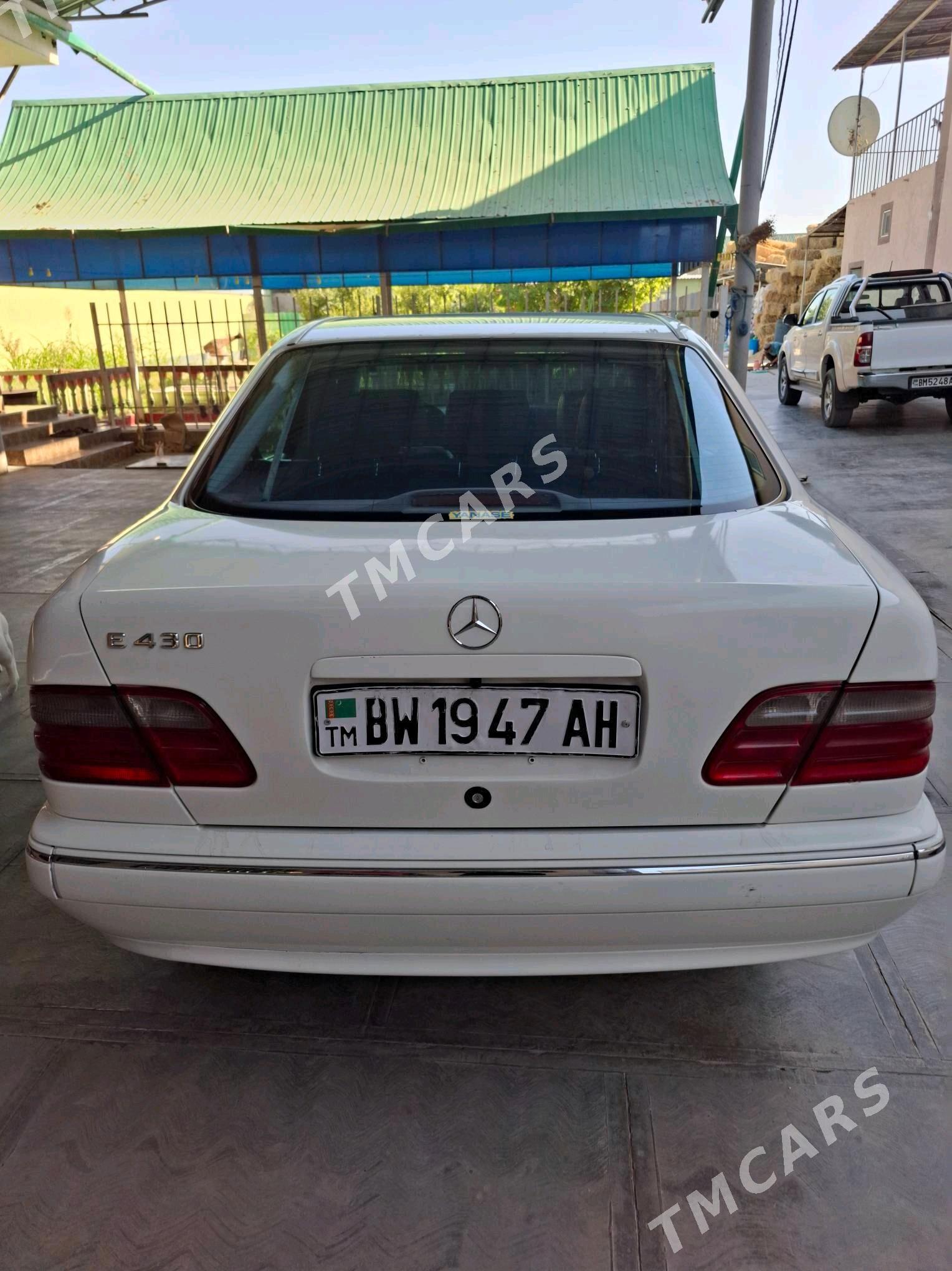 Mercedes-Benz E430 2001 - 170 000 TMT - Ак-Бугдайский этрап - img 10