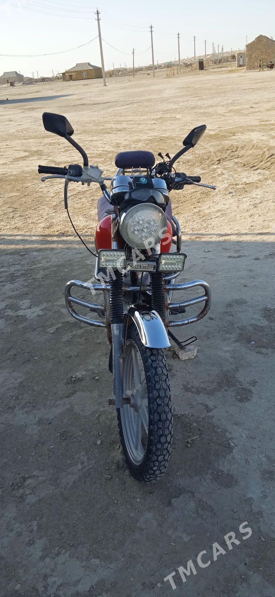 Fekon FK150-8G 2013 - 8 000 TMT - Этрек - img 2
