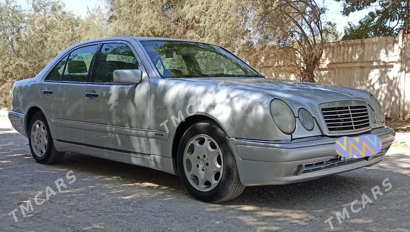 Mercedes-Benz E320 1999 - 105 000 TMT - Гумдаг - img 6