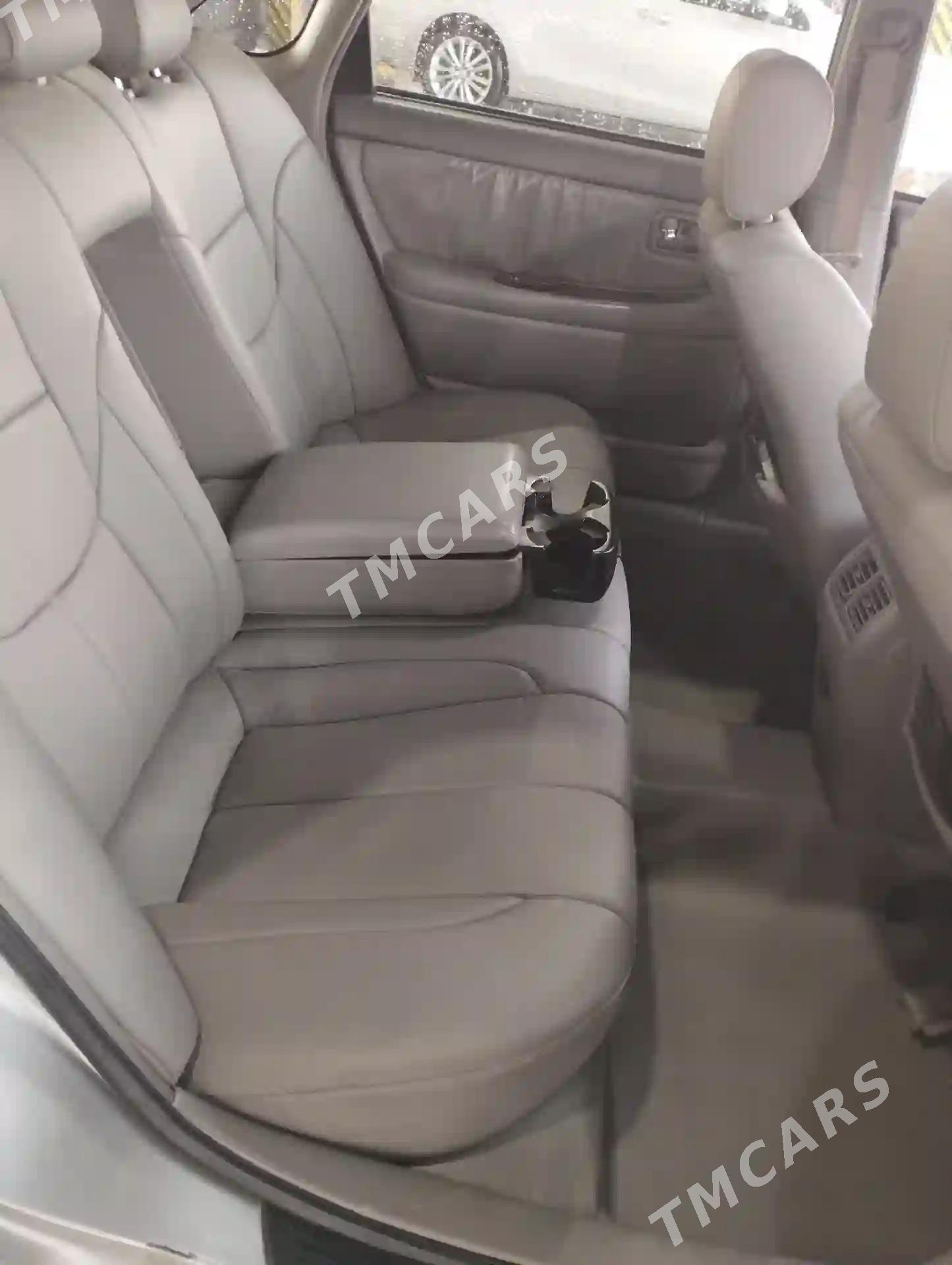 Toyota Avalon 2001 - 220 000 TMT - Дарганата - img 5