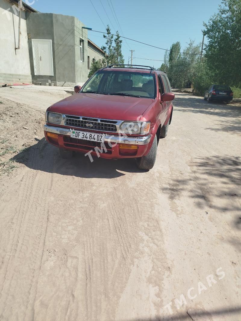 Nissan Pathfinder 1998 - 75 000 TMT - Гурбансолтан Едже - img 2