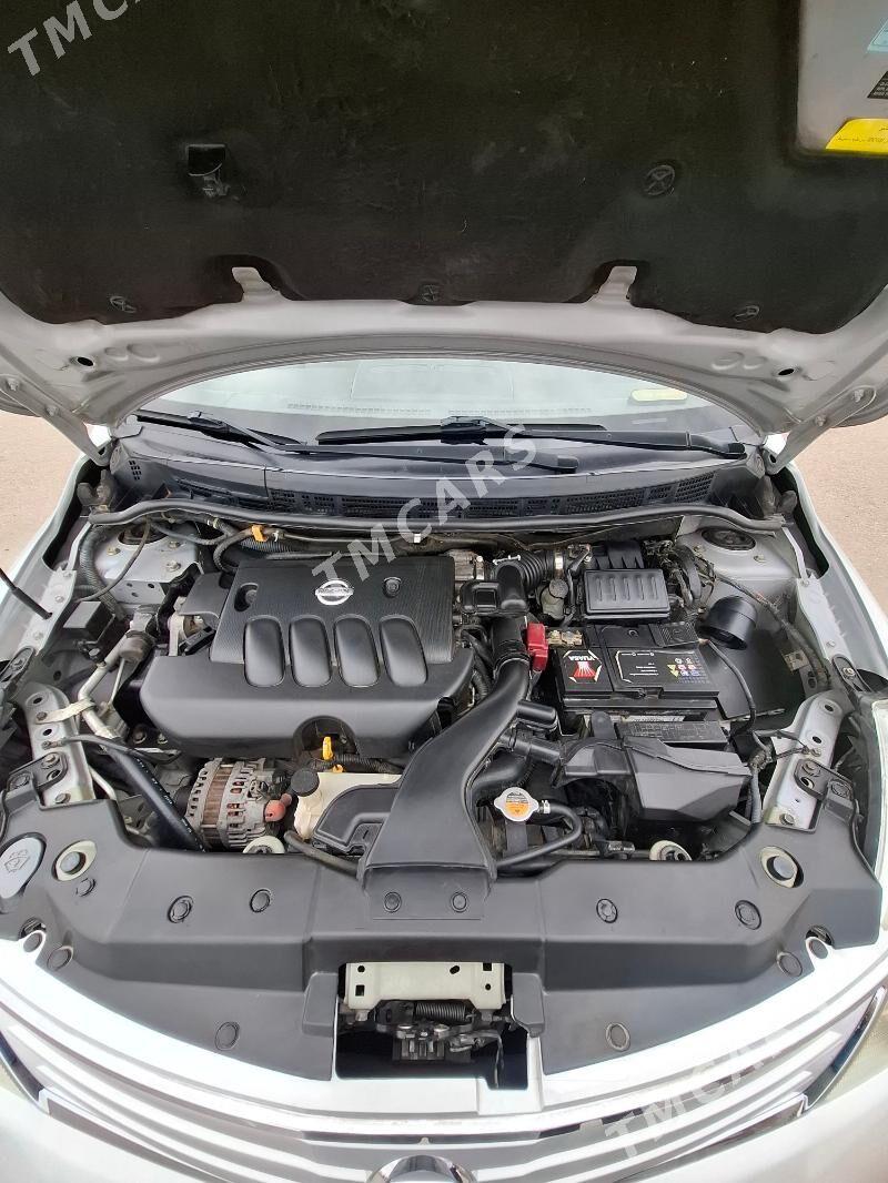 Nissan Versa 2010 - 142 000 TMT - Aşgabat - img 6