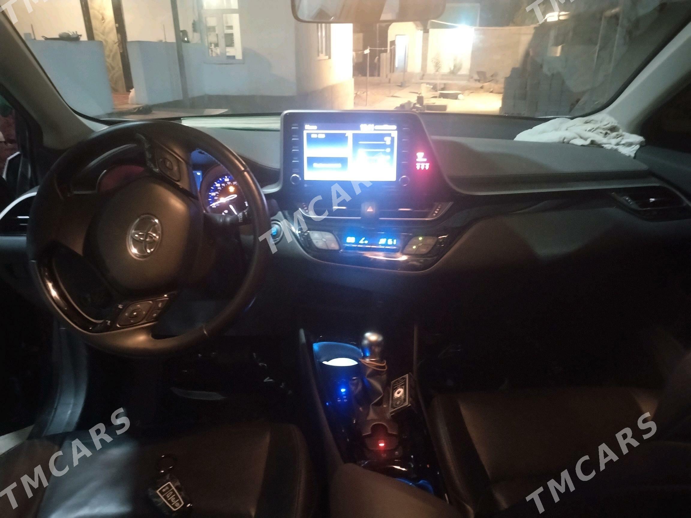 Toyota C-HR 2020 - 320 000 TMT - Gökdepe - img 4