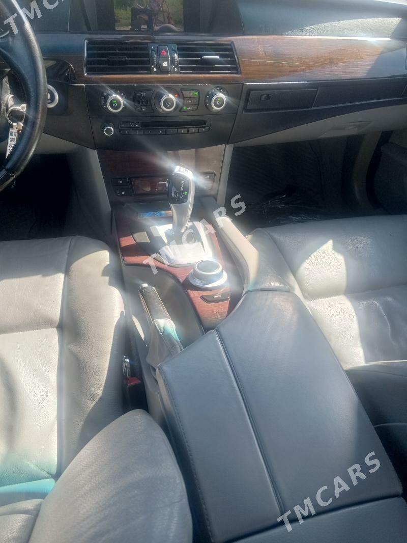 BMW E60 2008 - 165 000 TMT - Балканабат - img 8