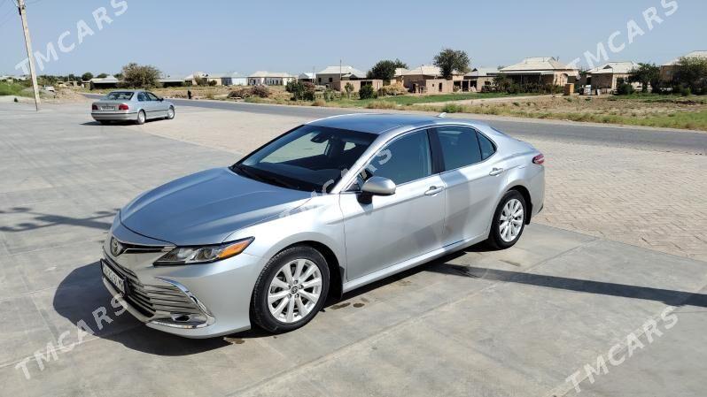 Toyota Camry 2020 - 320 000 TMT - Baýramaly - img 3