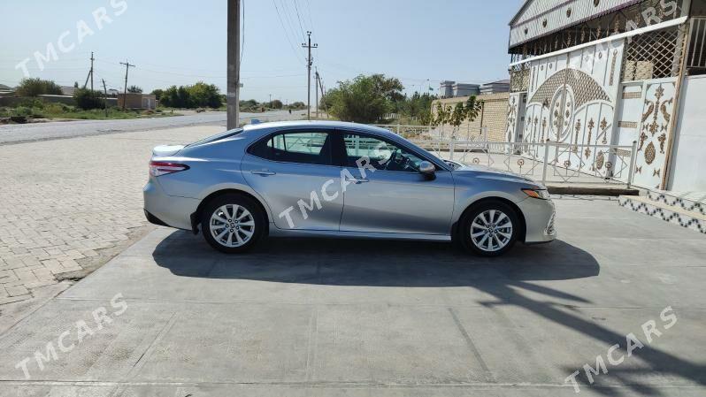 Toyota Camry 2020 - 320 000 TMT - Baýramaly - img 6