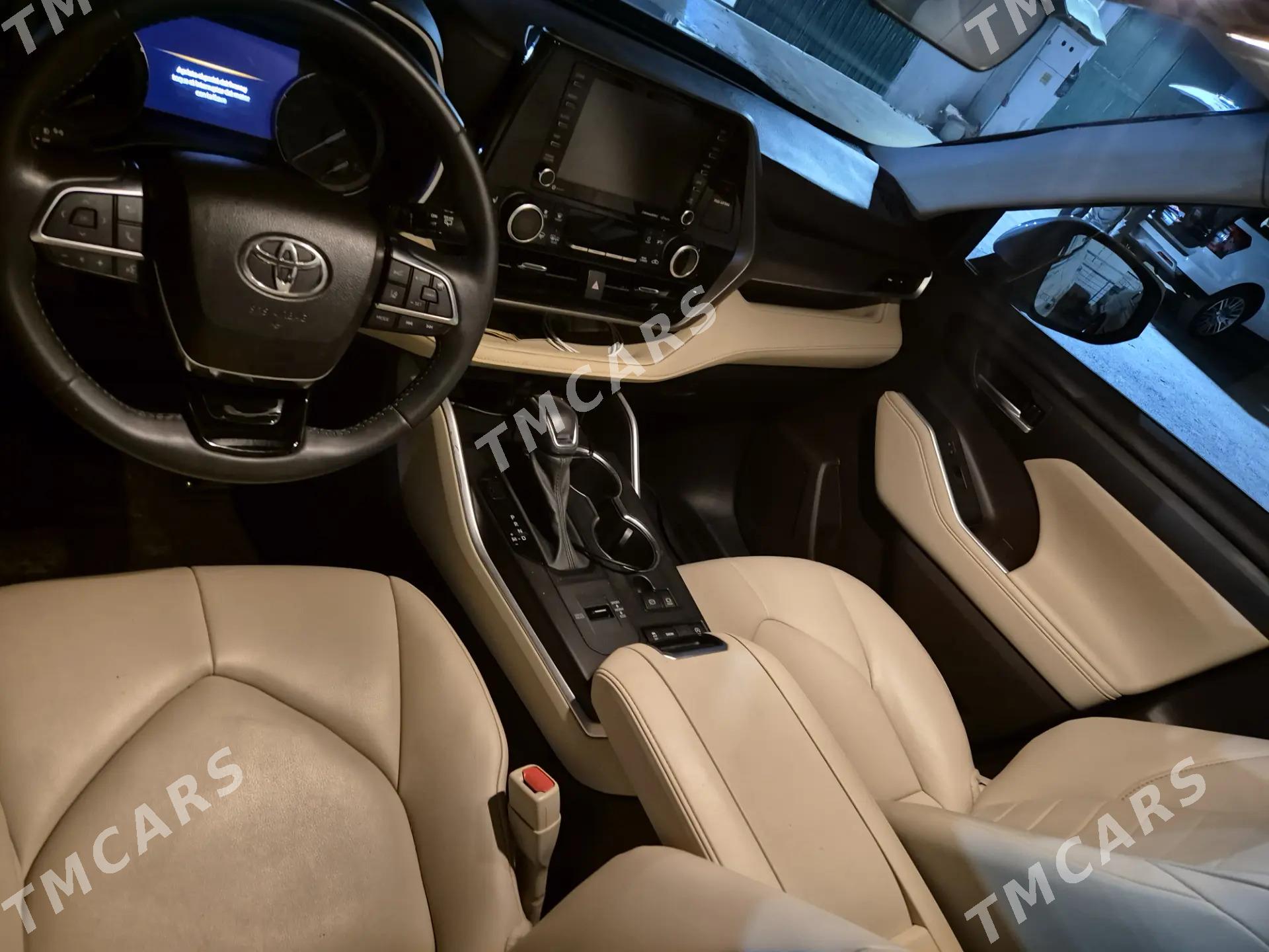Toyota Highlander 2021 - 552 000 TMT - Aşgabat - img 3