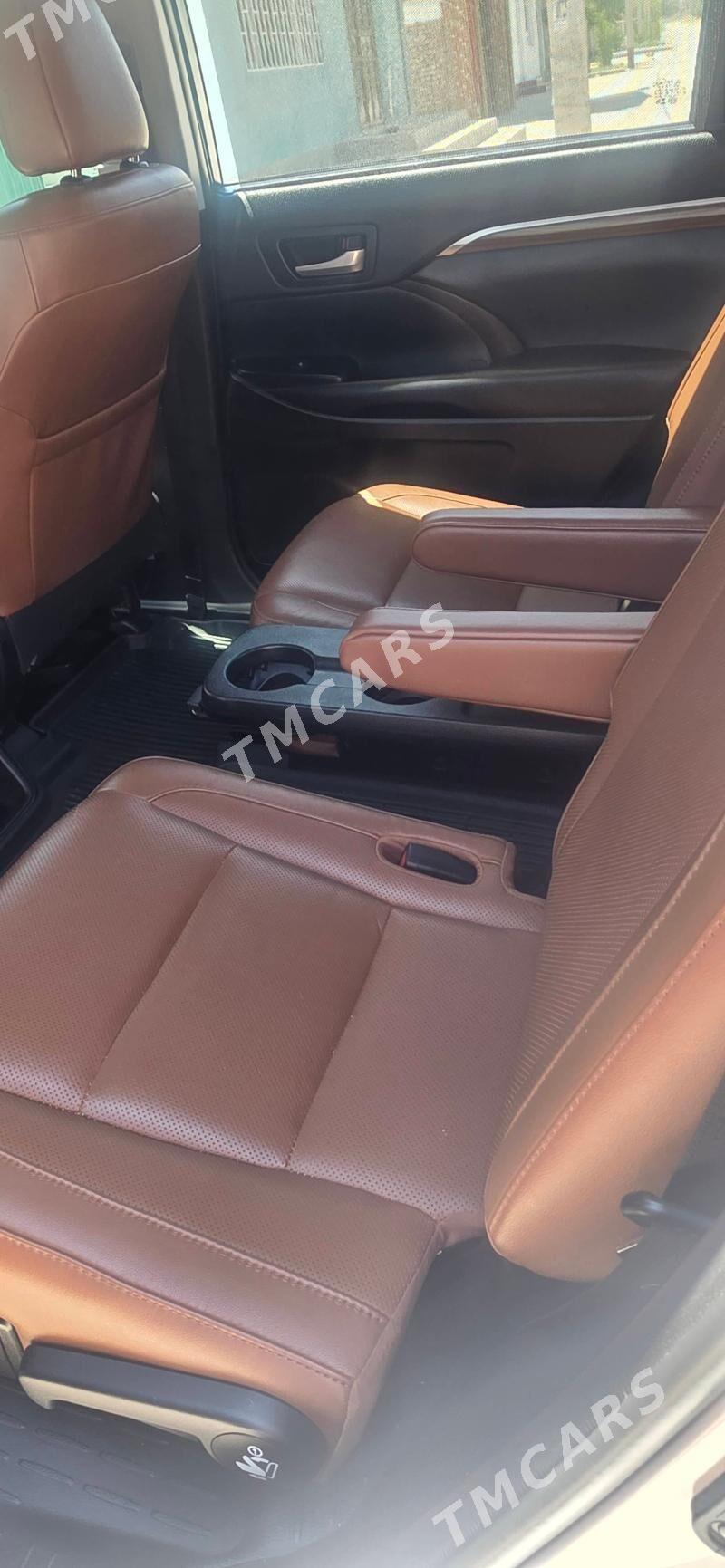 Toyota Highlander 2019 - 600 000 TMT - Kaka - img 2