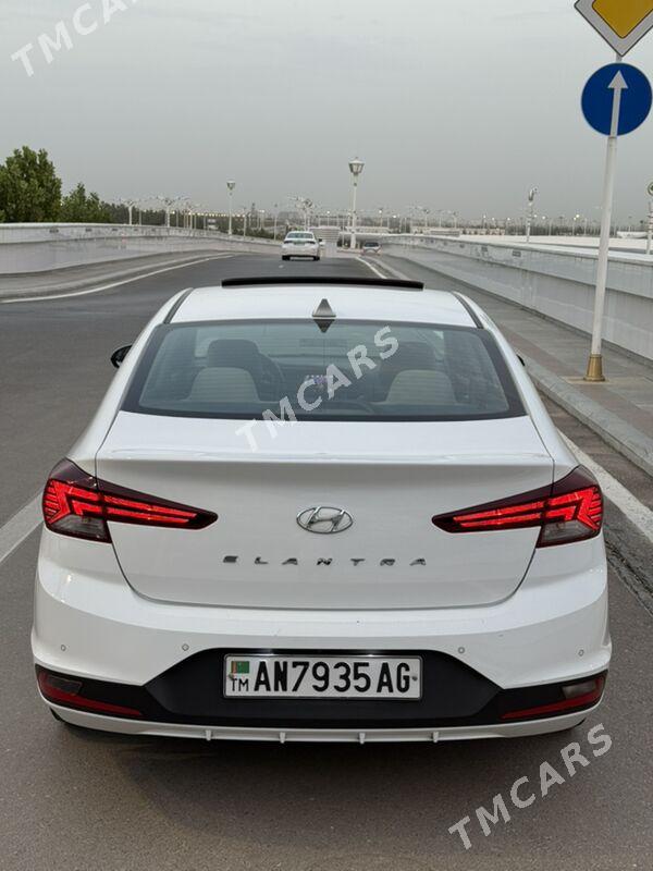 Hyundai Elantra 2019 - 235 000 TMT - Aşgabat - img 4