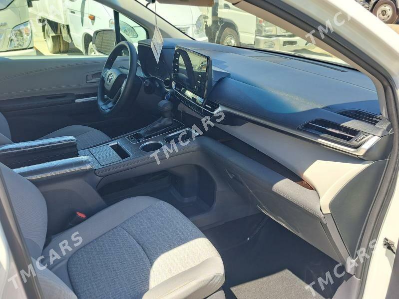 Toyota Sienna 2021 - 480 000 TMT - Мары - img 9