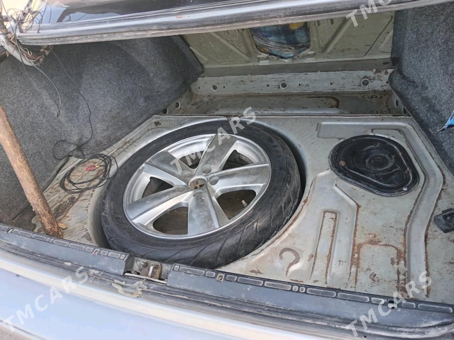 BMW 520 1990 - 55 000 TMT - Дашогуз - img 3