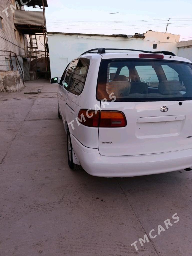 Toyota Sienna 2000 - 150 000 TMT - Tejen - img 5