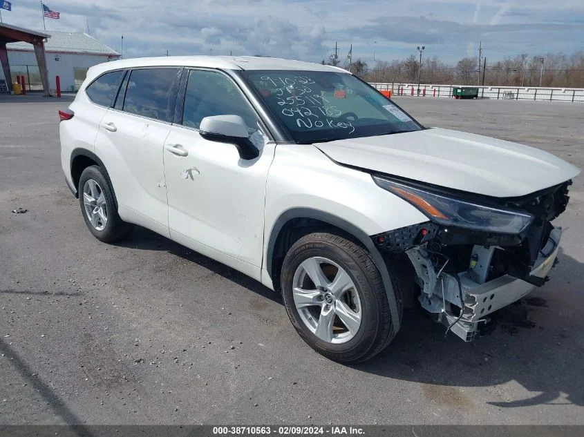 Toyota Highlander 2021 - 515 000 TMT - Мары - img 3