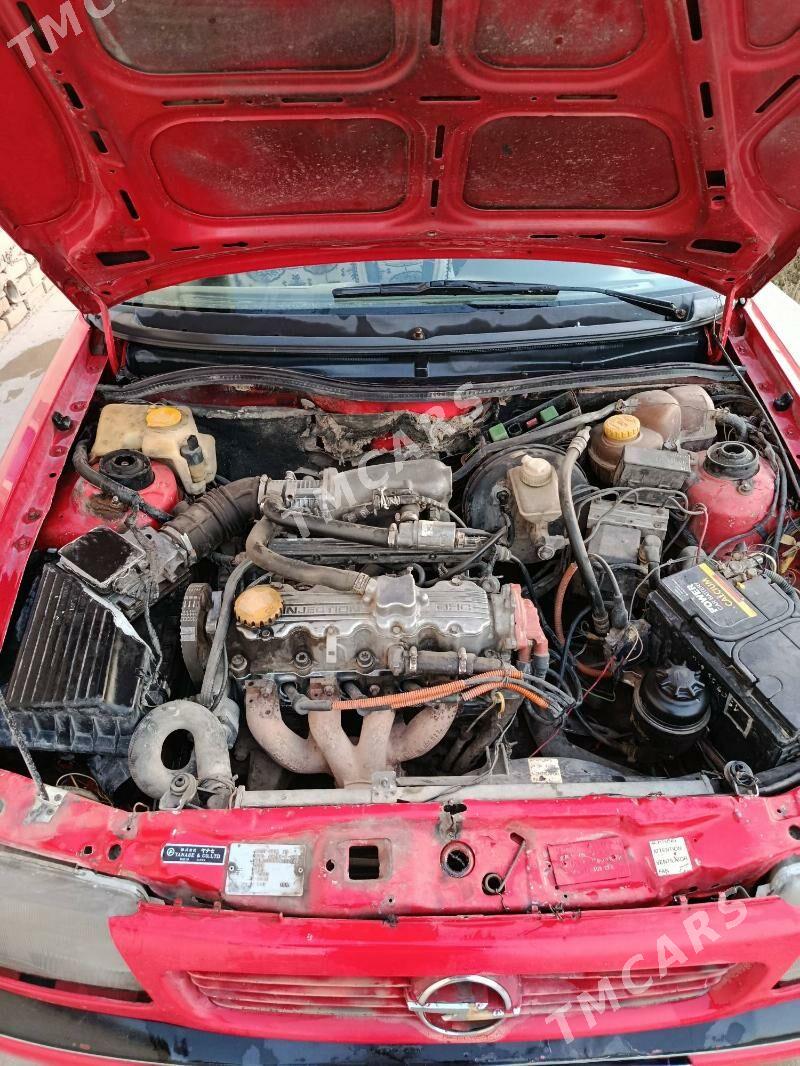 Opel Astra 1997 - 30 000 TMT - Дашогуз - img 5