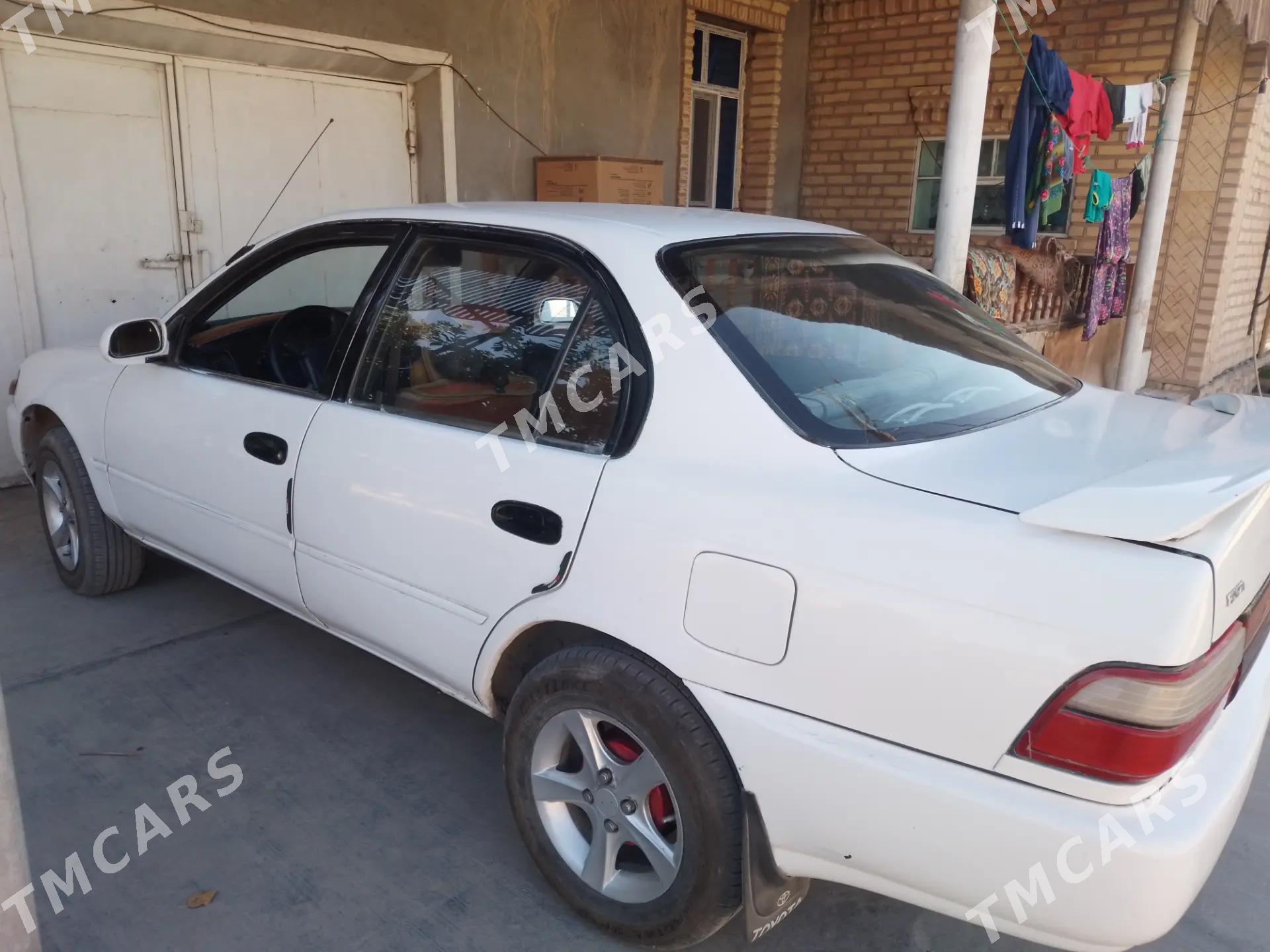Toyota Corolla 1997 - 45 000 TMT - Губадаг - img 3