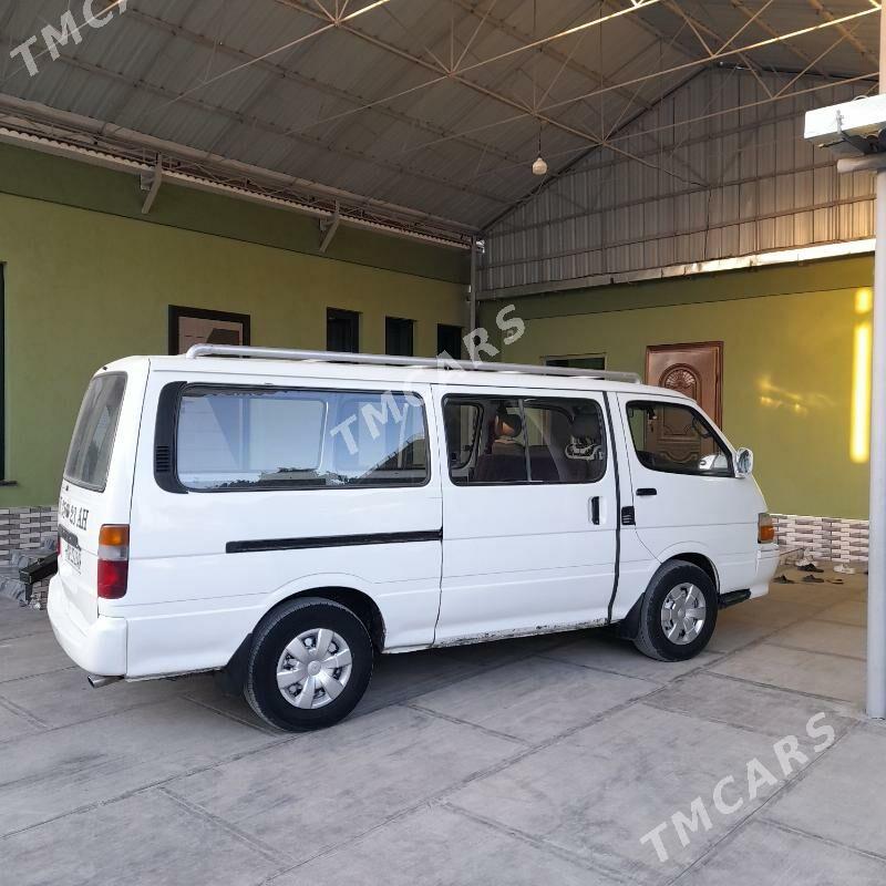 Toyota Hiace 1997 - 100 000 TMT - Кака - img 3