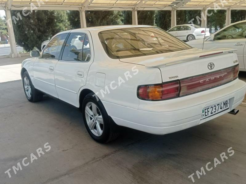 Toyota Camry 1994 - 80 000 TMT - Мары - img 4