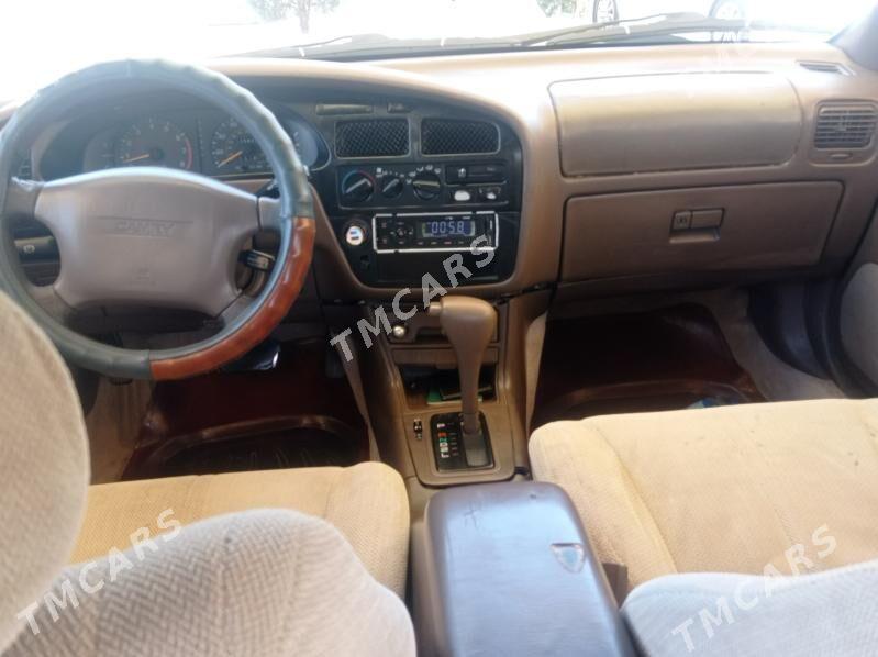 Toyota Camry 1994 - 80 000 TMT - Мары - img 1