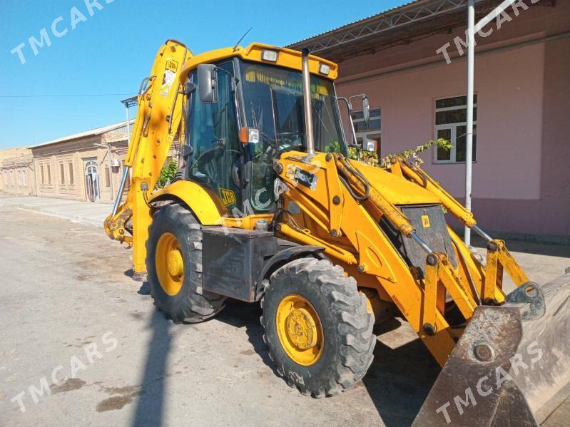 JCB 3CX Compact 2006 - 600 000 TMT - Чарджоу - img 3