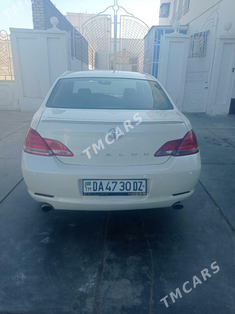 Toyota Avalon 2005 - 160 000 TMT - Дашогуз - img 3