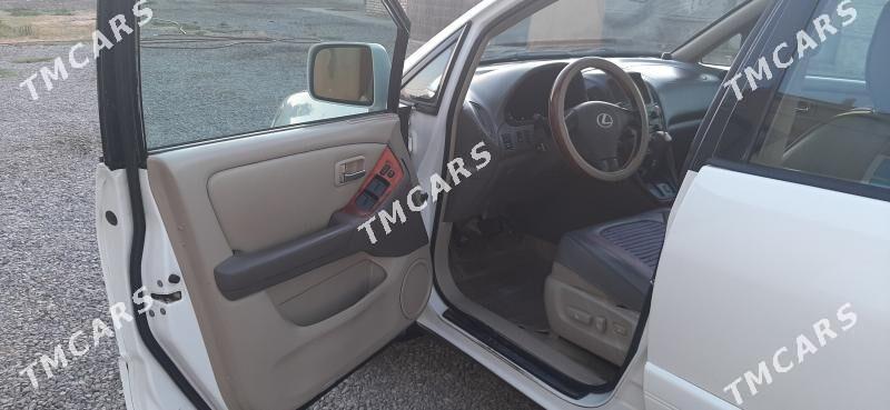 Lexus RX 300 2001 - 200 000 TMT - Мары - img 2