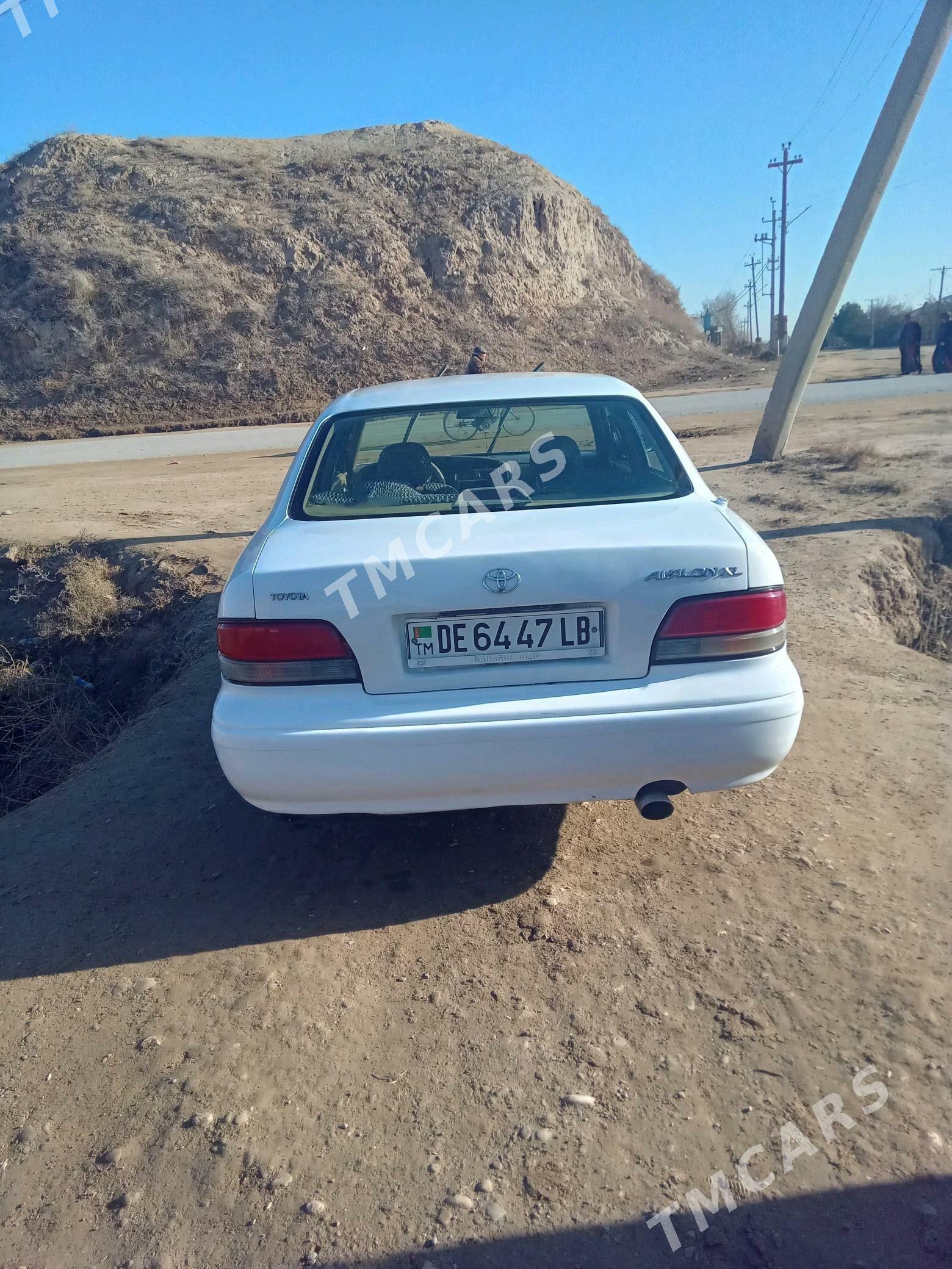 Toyota Avalon 1996 - 75 000 TMT - Ходжамбаз - img 5