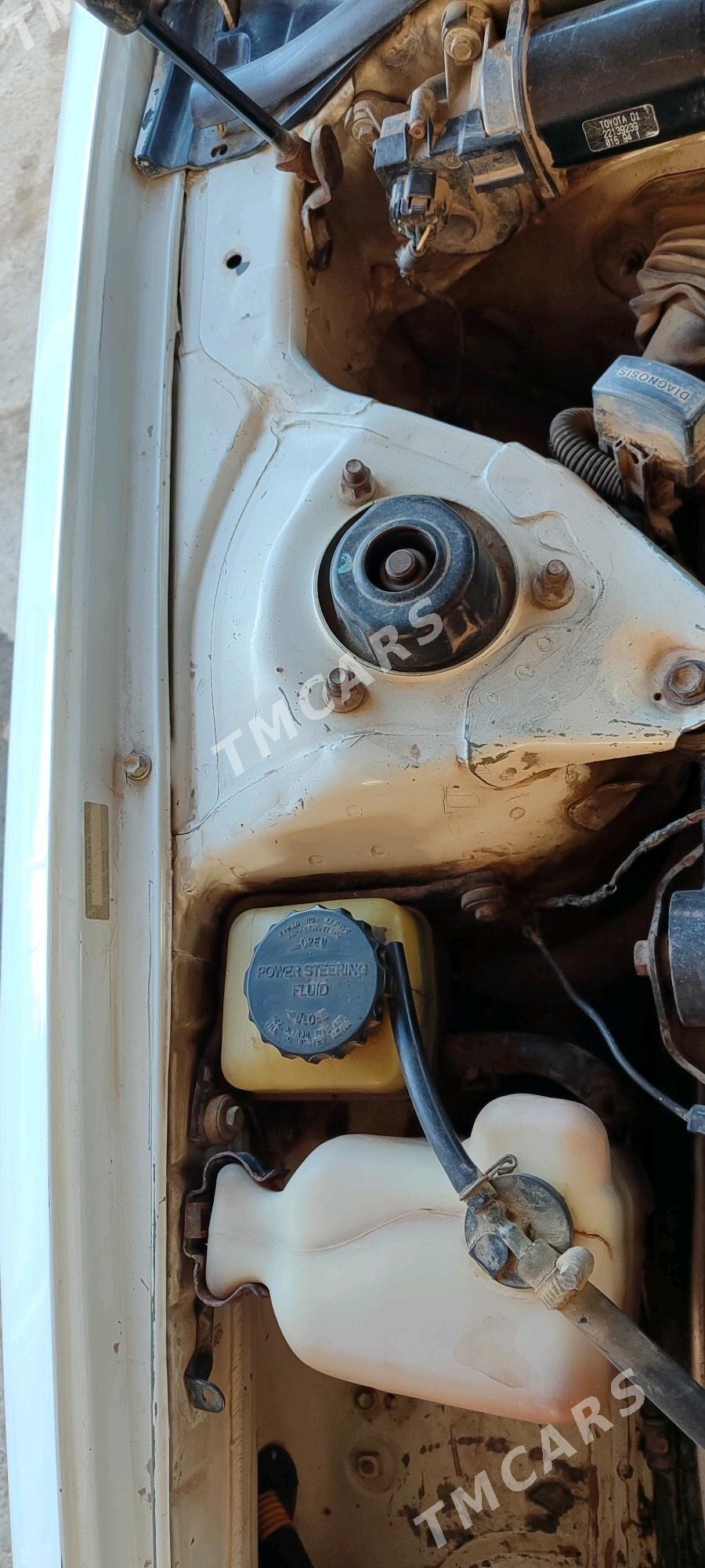 Toyota Camry 1994 - 92 000 TMT - Мургап - img 4