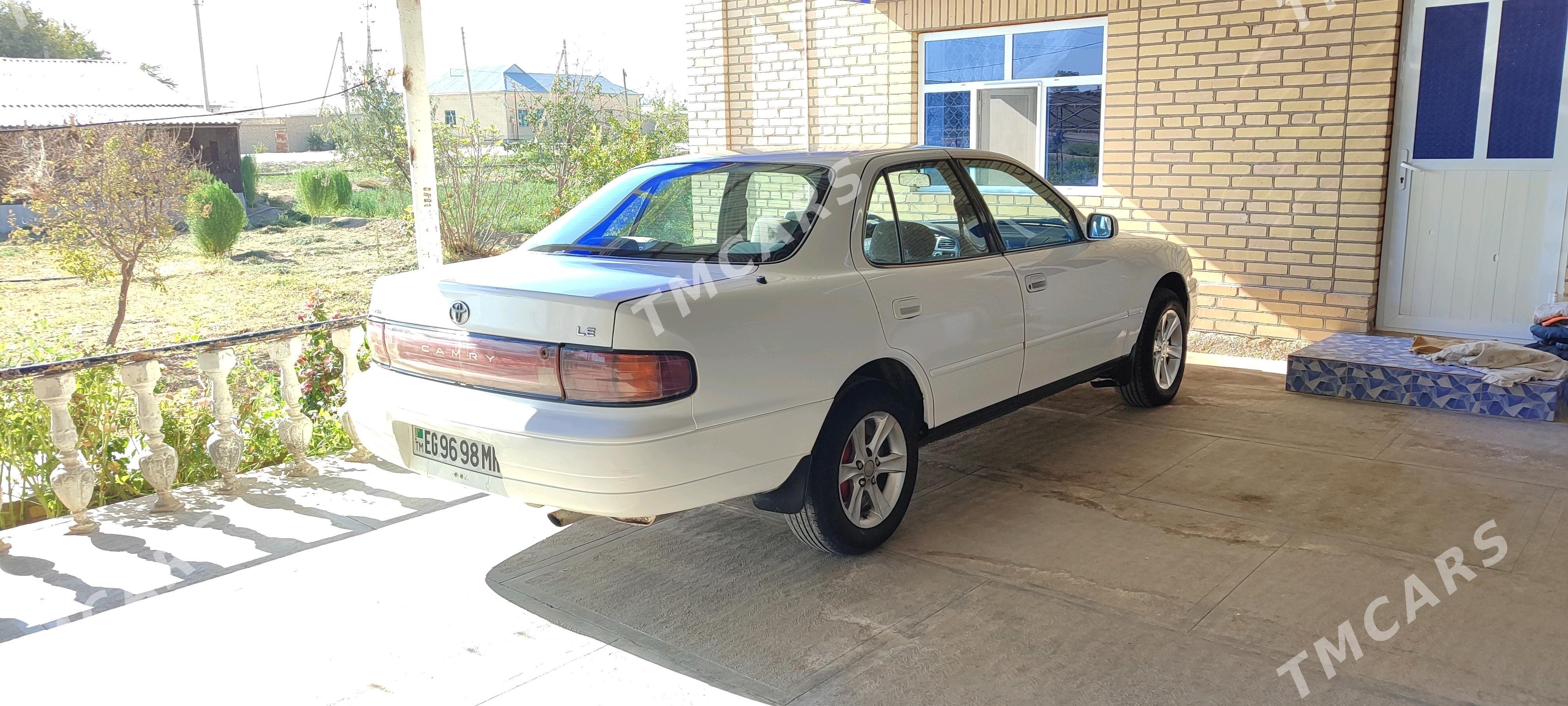 Toyota Camry 1994 - 92 000 TMT - Мургап - img 5