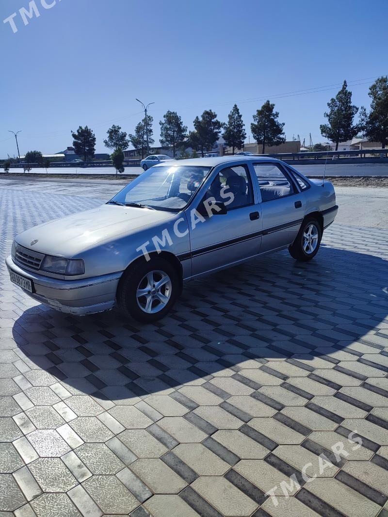 Opel Vectra 1990 - 43 000 TMT - Mary - img 2