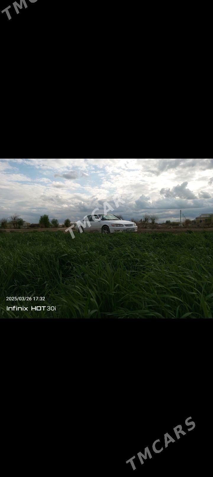 Toyota Camry 2000 - 115 000 TMT - Мургап - img 3