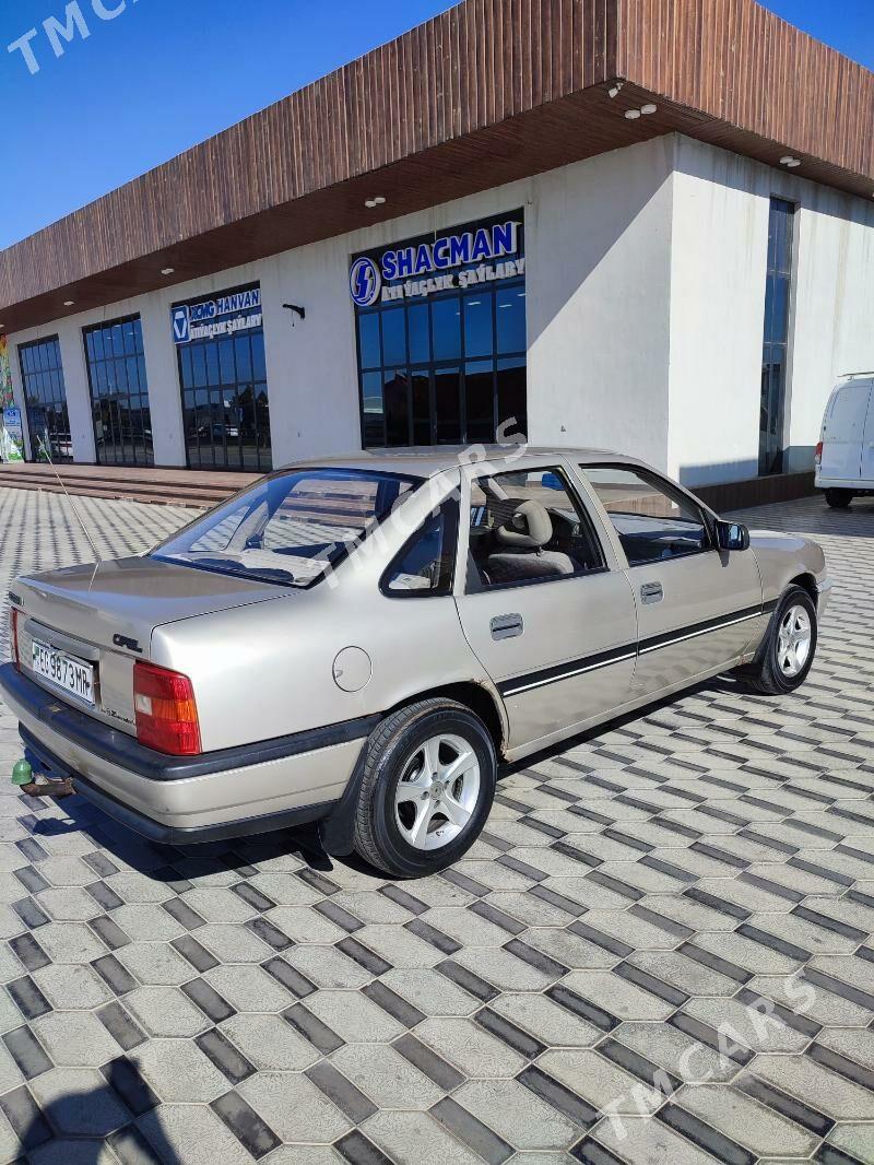 Opel Vectra 1990 - 43 000 TMT - Mary - img 8