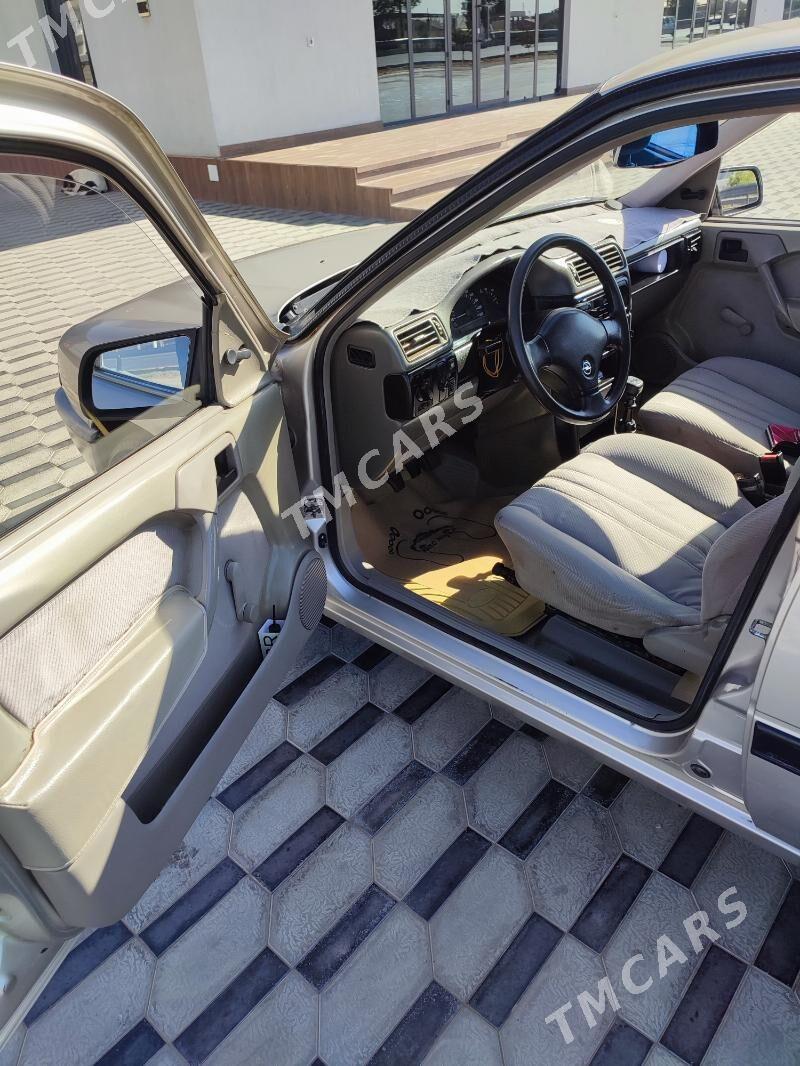 Opel Vectra 1990 - 43 000 TMT - Mary - img 5
