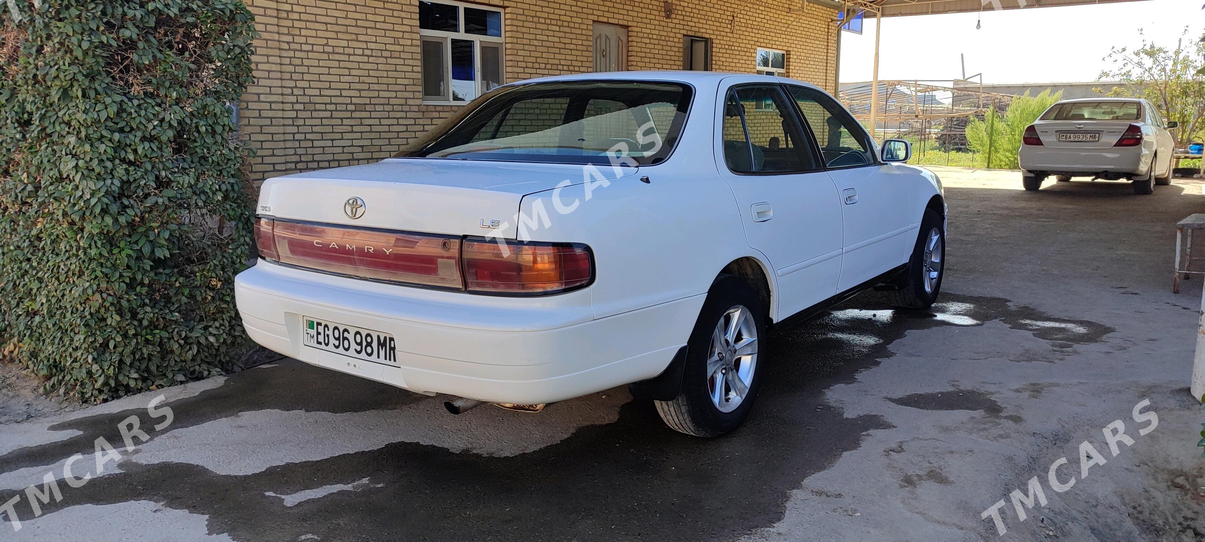 Toyota Camry 1994 - 92 000 TMT - Мургап - img 8