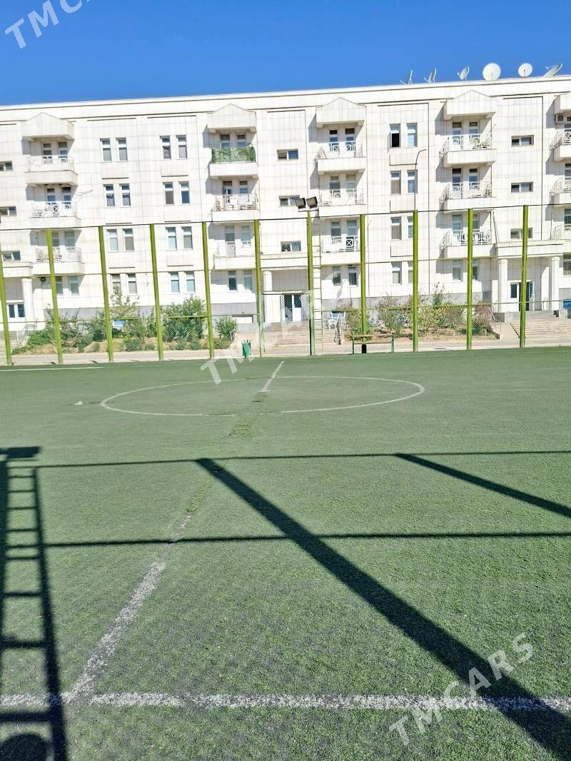 futbolny polýa - Köşi - img 2