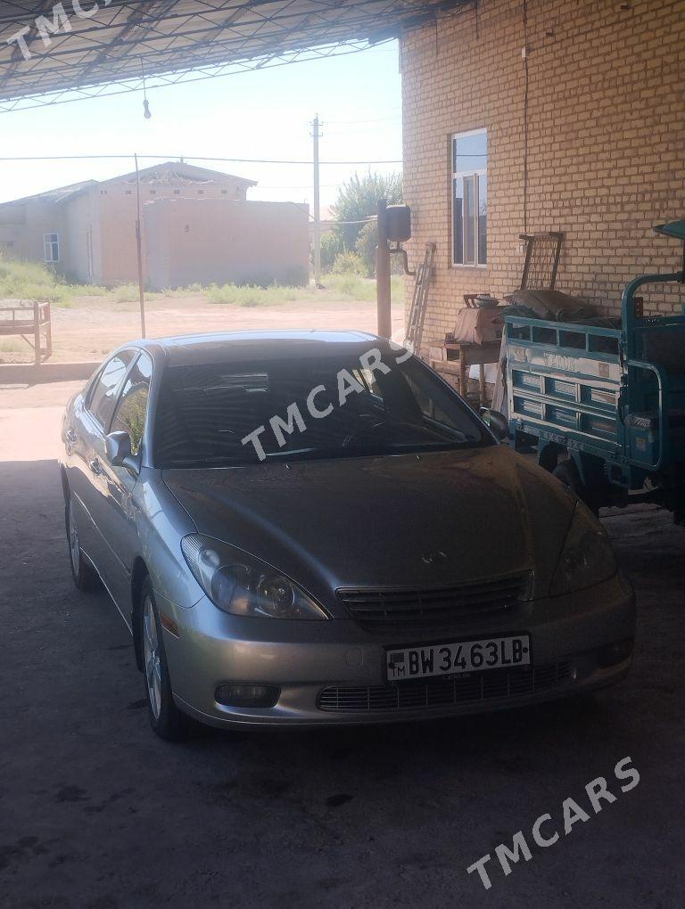 Lexus ES 300 2003 - 185 000 TMT - Дянев - img 3