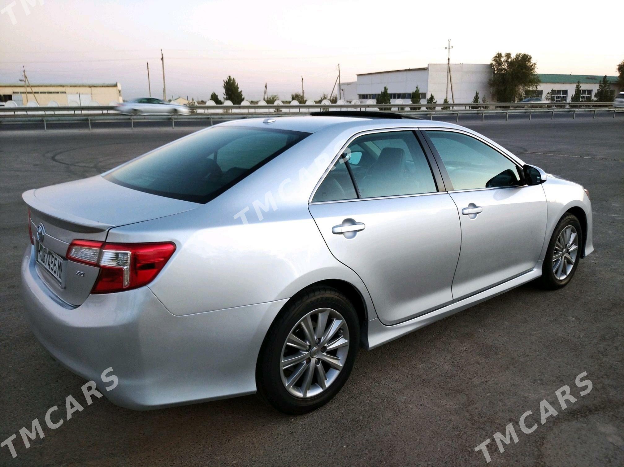 Toyota Camry 2012 - 230 000 TMT - Мары - img 3