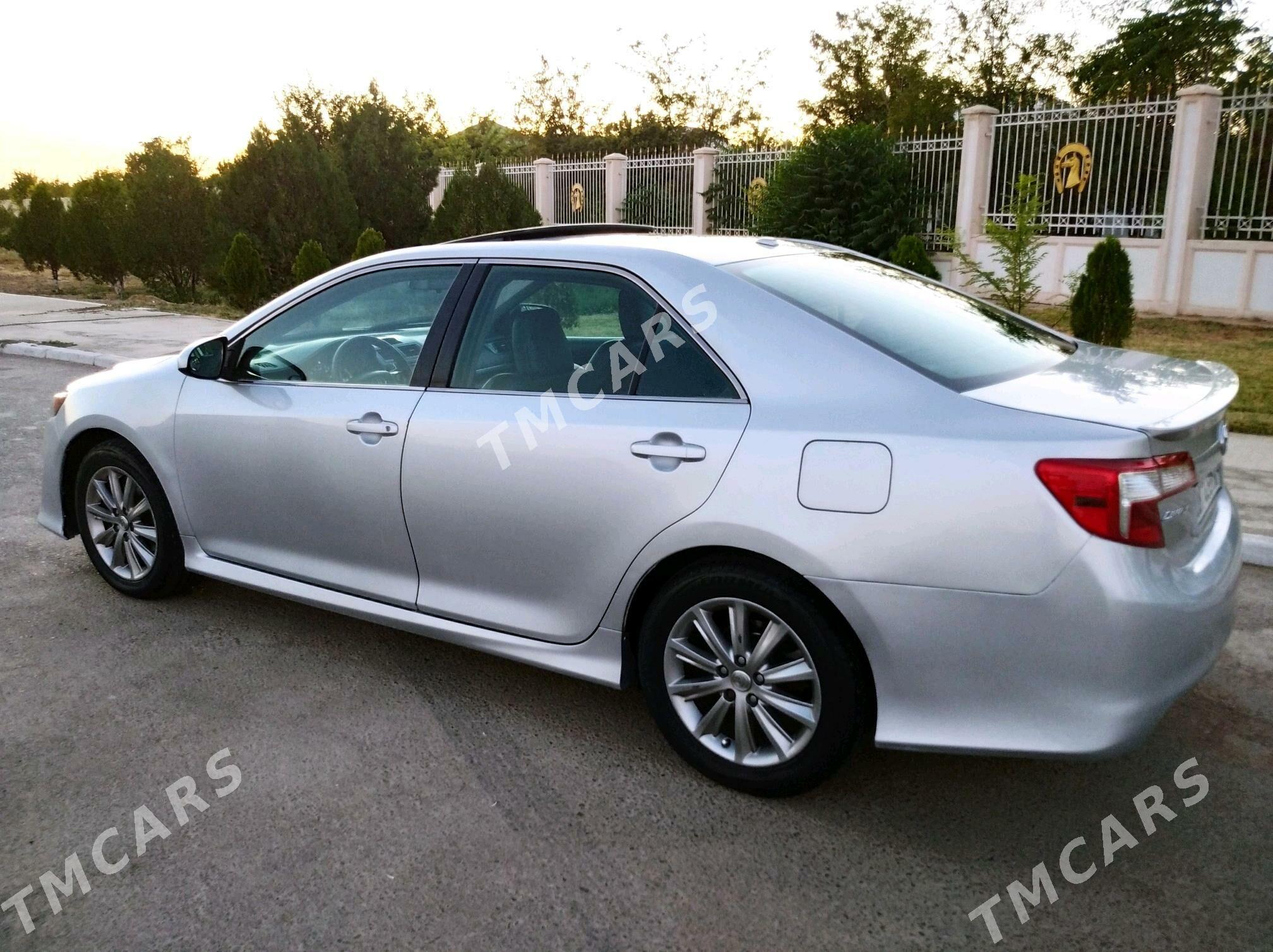 Toyota Camry 2012 - 230 000 TMT - Мары - img 4