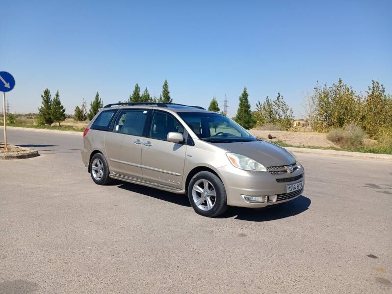 Toyota Sienna 2004 - 250 000 TMT - Halaç - img 2