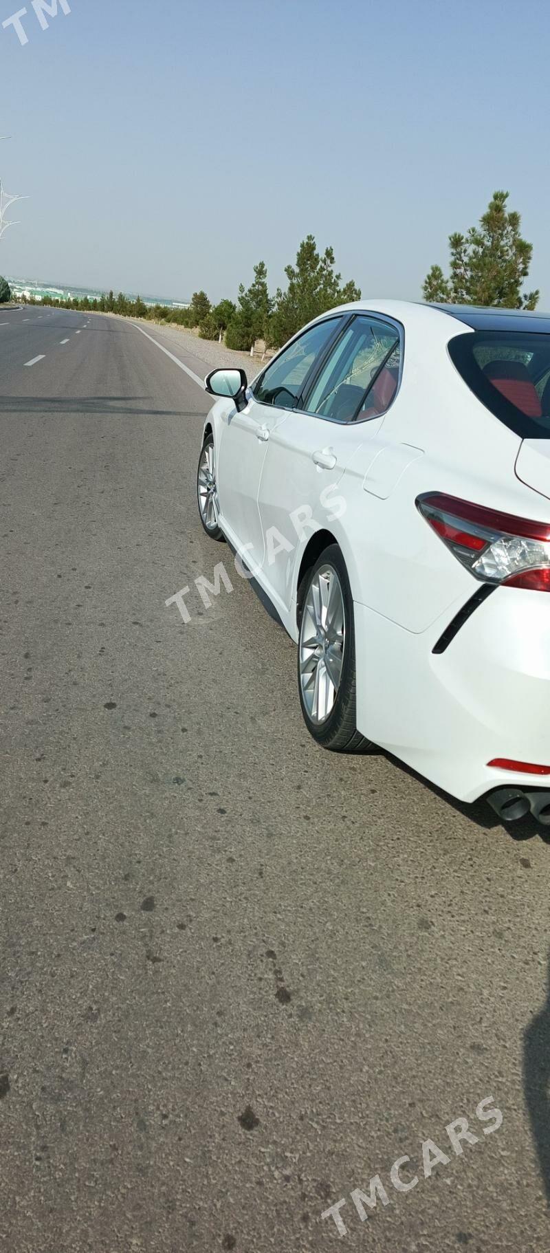 Toyota Camry 2019 - 349 999 TMT - Ашхабад - img 2