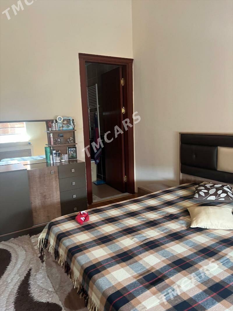 Полуэлитка 4/3 этаж 2в3 ком. - Aşgabat - img 8
