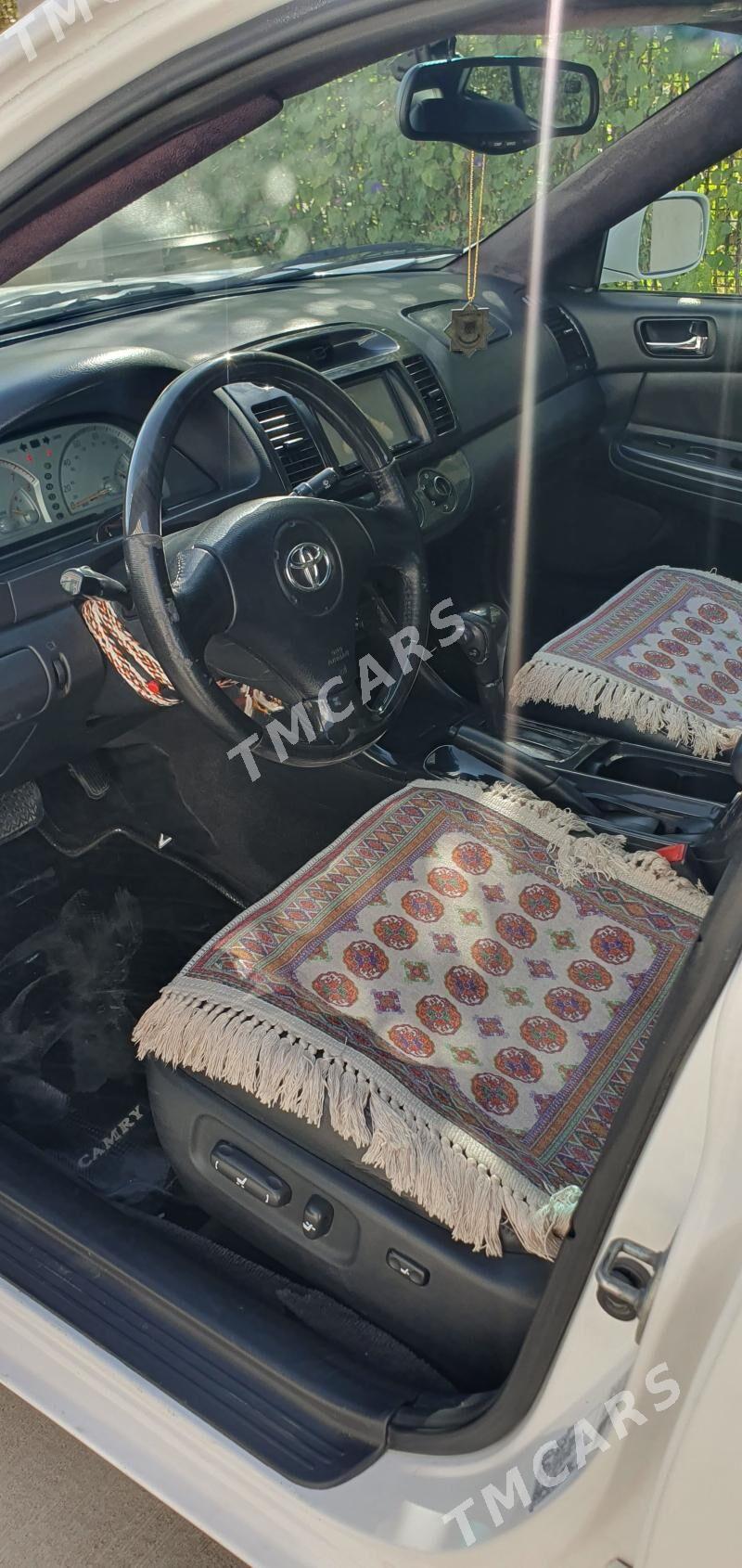 Toyota Camry 2003 - 158 000 TMT - Bäherden - img 9