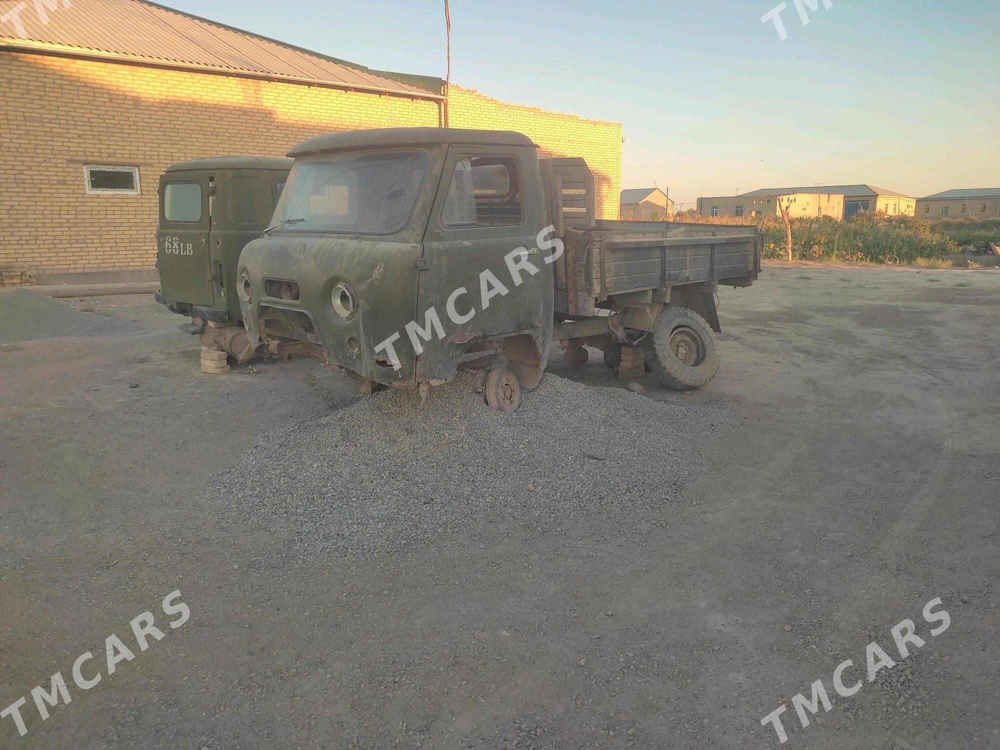 UAZ 469 1982 - 70 000 TMT - Фарап - img 3